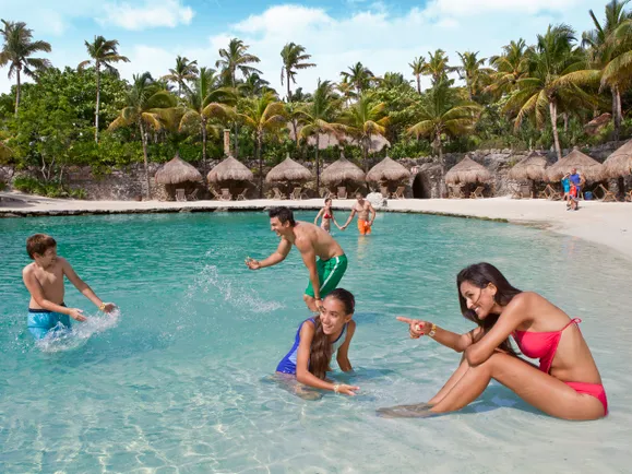 Día completo en Xcaret
